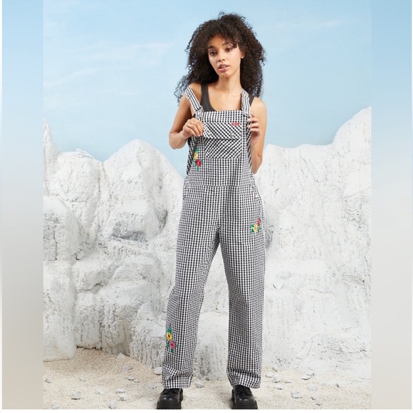 Teddy Fresh Denim - NWOT Teddy Fresh Black & White Playful Gingham Embroidered Floral Overalls